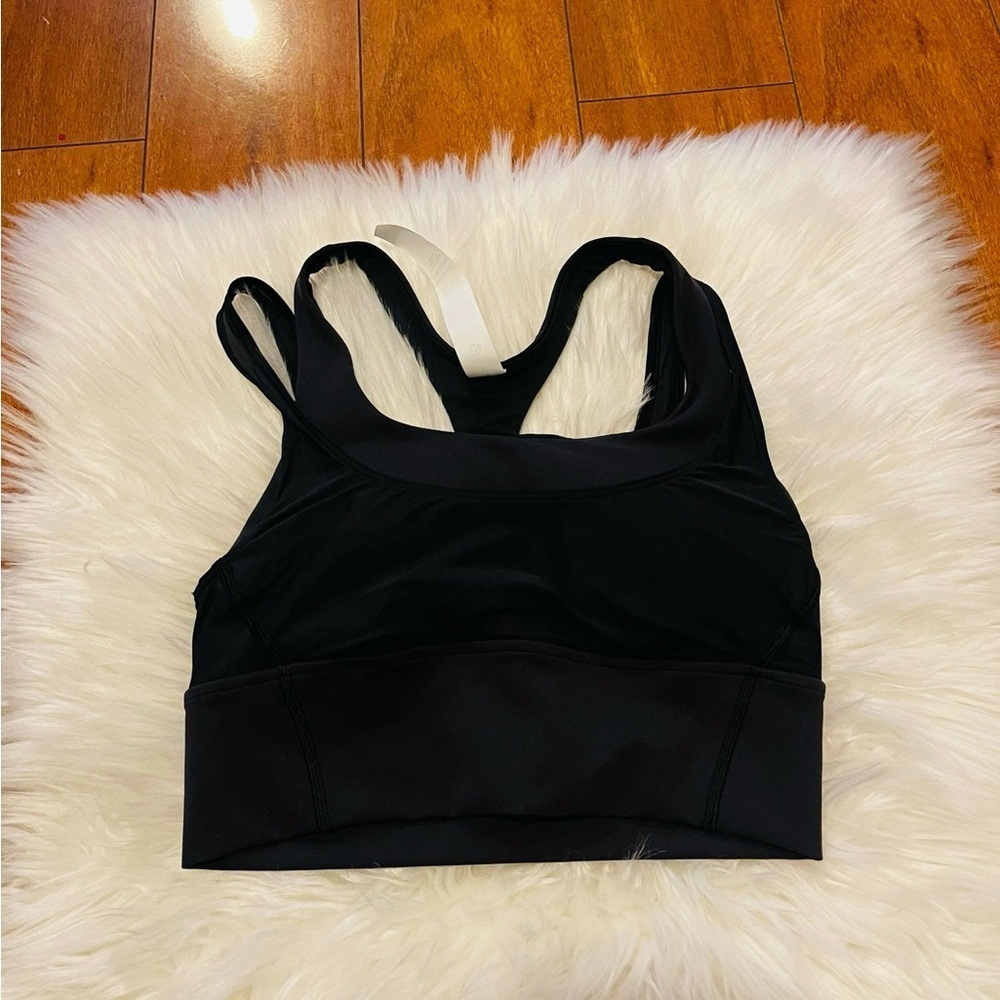 LULULEMON athletica woman crop top